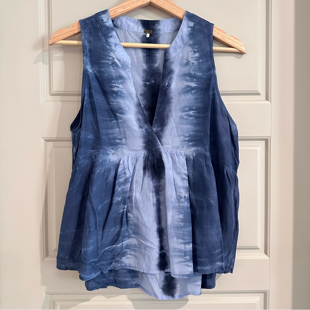 Young Fabulous Broke‎ Blue Tie Dye Tank Size Small
